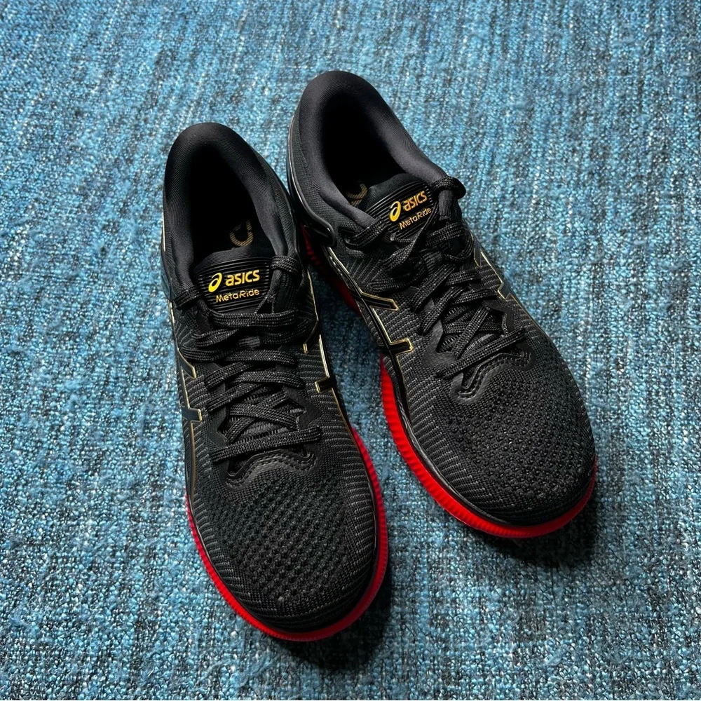 Asics MetaRide Running Shoes in Black Classic Red Size 7.5 Women’s Sneakers